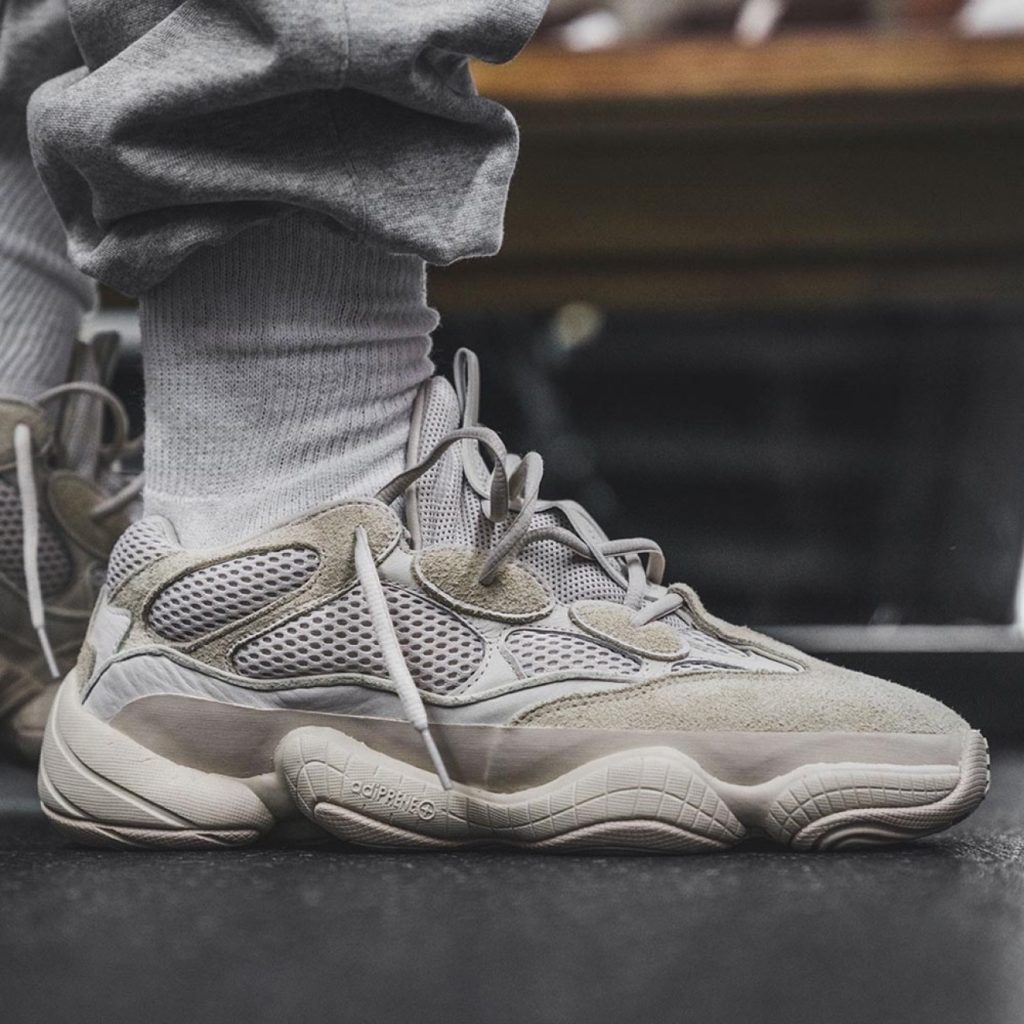 私物で履き心地や比較、経年変化までレビュー adidas YEEZY 500 “BLUSH” イージー ブラッシュ アディダス DB2908 |  BRAND BUYERS OSAKA